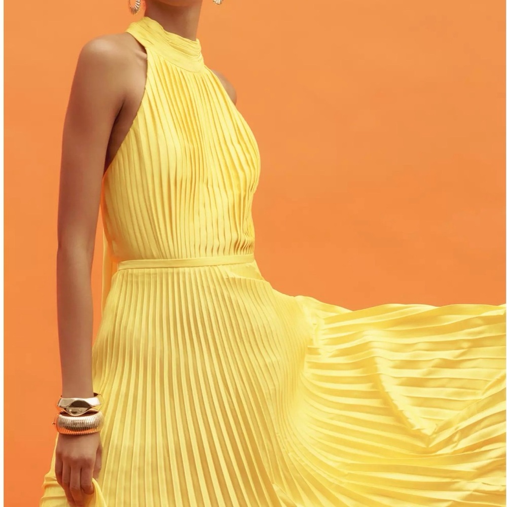 Elegant Strapless Yellow Dress - Picture 4 of 13